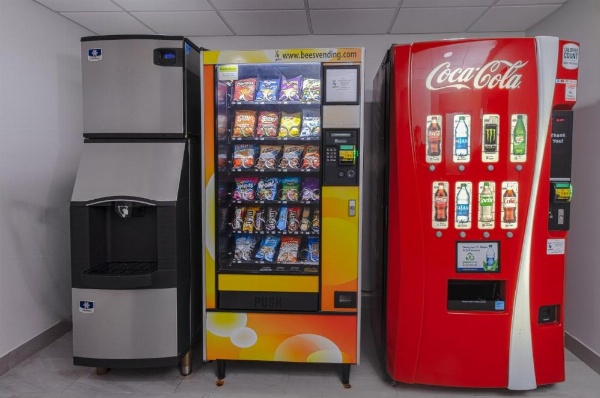 Holiday Inn Express Newington image 23